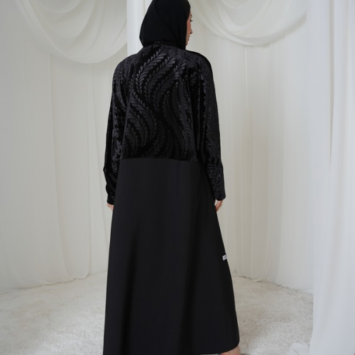 Half velvet half Bisht